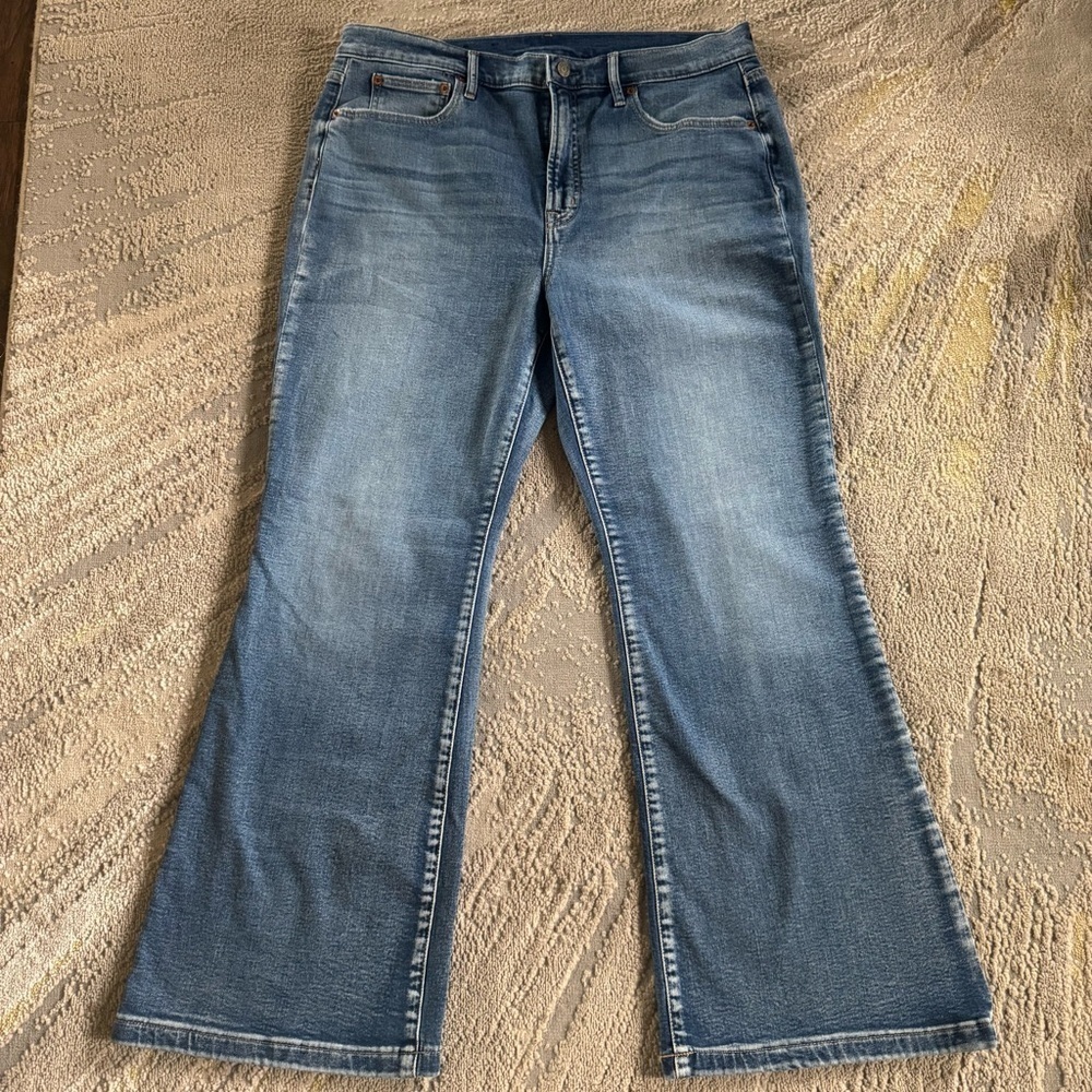 Gap flare jeans high rise 33 / 16 petite